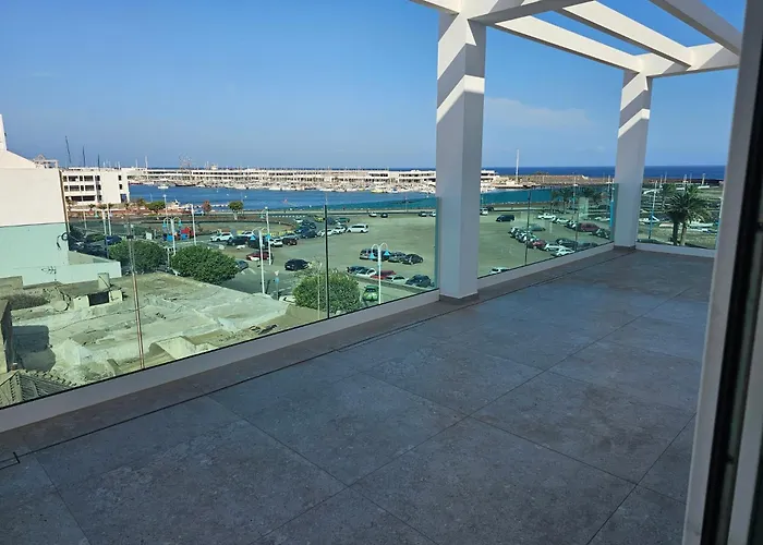 Atico Monarca Ii * Arrecife (Lanzarote)